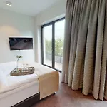 White Pearl 4 02